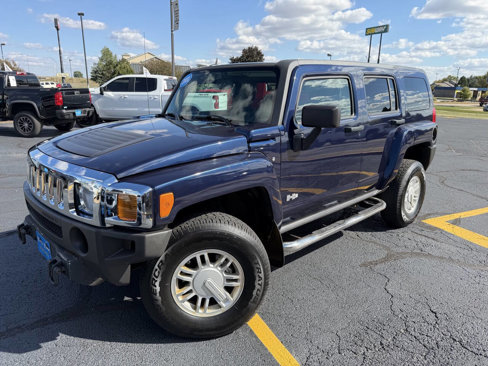 Used 2008 HUMMER H3 image 2