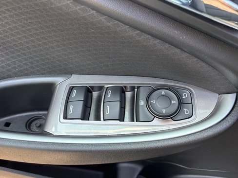 Used 2023 Chevrolet Malibu LT image 14