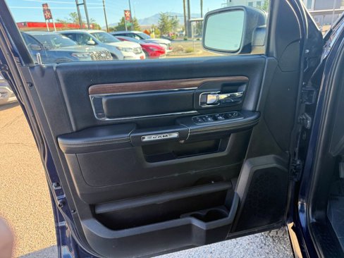 Used 2015 RAM 1500 Laramie w/ Convenience Group image 9