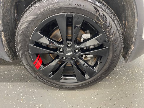 Used 2022 Chevrolet Trax LT w/ Redline Edition image 18