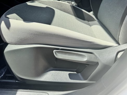 Certified 2023 Volkswagen Taos S image 18