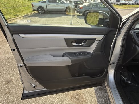 Used 2019 Honda CR-V LX image 14