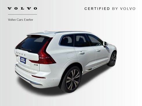 Certified 2023 Volvo XC60 B5 Plus w/ Climate Package image 8