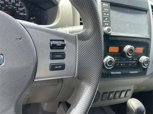 Used 2021 Nissan Frontier SV w/ Midnight Edition Floor Mats image 15