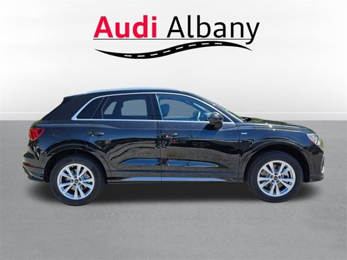 New 2025 Audi Q3 2.0T Premium image 3