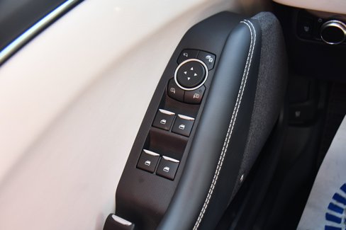 Used 2021 Ford Mustang Mach-E Premium image 22