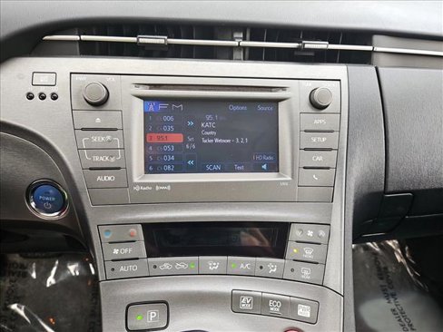 Used 2014 Toyota Prius Three image 15