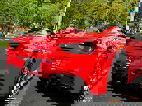 Used 2019 Ferrari 488 Spider image 56