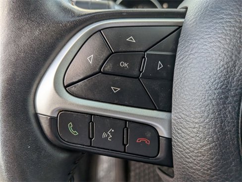 Used 2019 Jeep Compass Latitude w/ Popular Equipment Group image 18