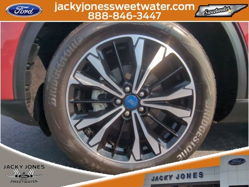 Certified 2021 Ford Escape SE w/ SE Sport Appearance Package image 10