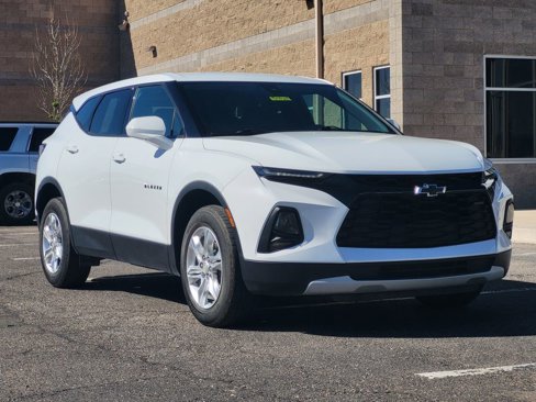 Used 2022 Chevrolet Blazer LT image 2