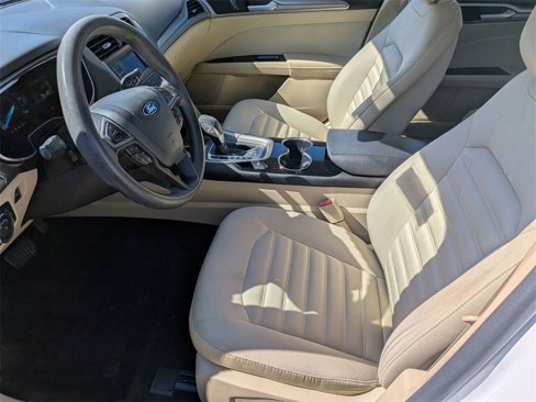 Used 2014 Ford Fusion SE image 11
