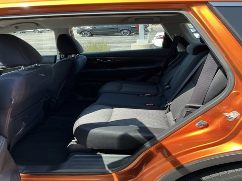 Used 2017 Nissan Rogue S image 22