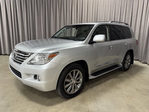 Used 2011 Lexus LX 570 4WD image 3