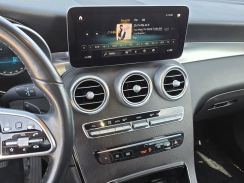 Used 2022 Mercedes-Benz GLC 300 4MATIC image 29