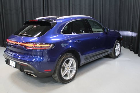 Used 2025 Porsche Macan image 7