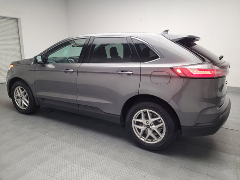 Used 2023 Ford Edge SEL image 3