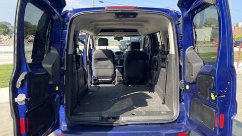 Used 2017 Ford Transit Connect XLT image 24