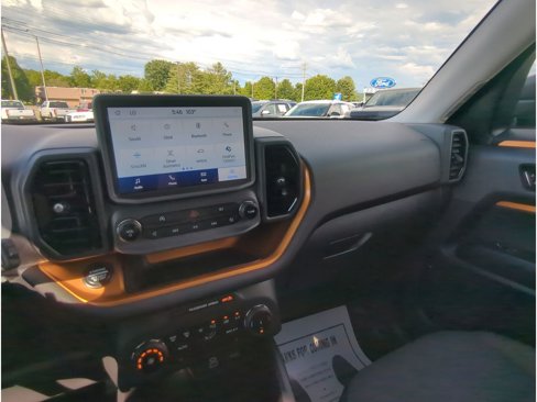 Used 2023 Ford Bronco Sport Badlands image 18