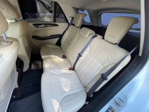 Used 2017 Mercedes-Benz GLE 350 image 29