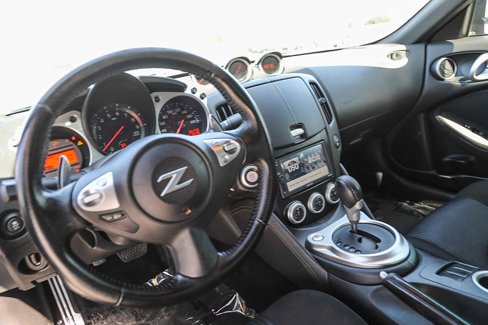 Used 2013 Nissan 370Z Coupe image 11