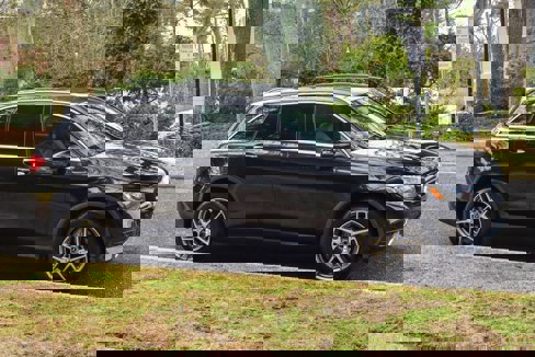 Used 2019 Mercedes-Benz GLC 300 4MATIC w/ Multimedia Package image 11