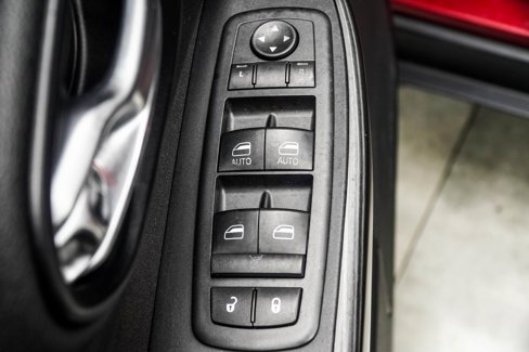 Used 2016 Jeep Cherokee Latitude w/ Comfort/Convenience Group image 30