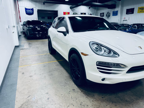 Used 2011 Porsche Cayenne image 18