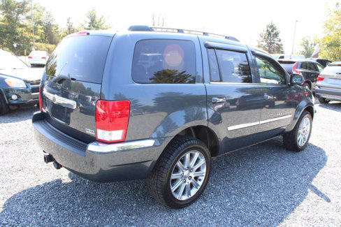 Used 2008 Chrysler Aspen Limited image 7