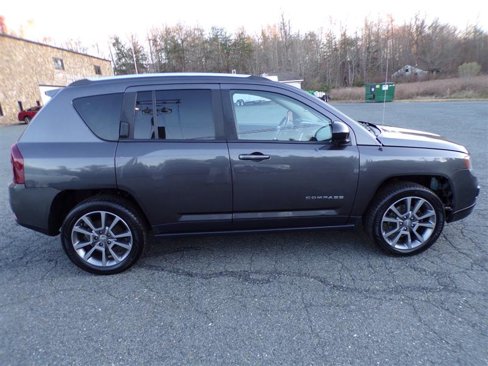 Used 2017 Jeep Compass High Altitude image 11