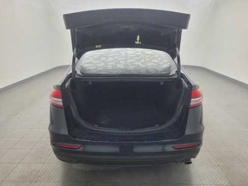 Used 2020 Ford Fusion SE image 29