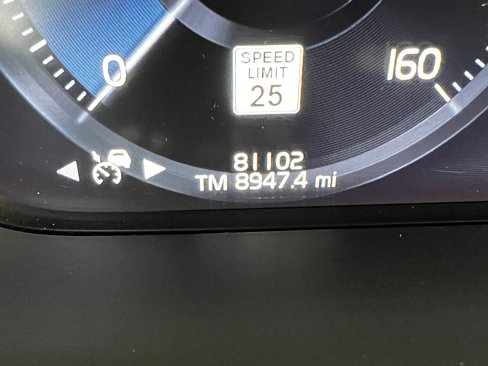 Used 2018 Volvo XC90 T6 Momentum w/ Convenience Package image 20