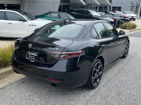 Used 2024 Alfa Romeo Giulia Ti image 5