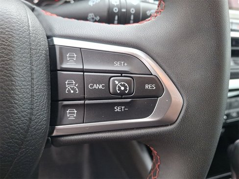Used 2023 Jeep Compass Trailhawk image 18
