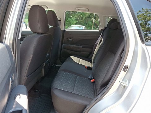 Used 2022 Mitsubishi Outlander Sport ES image 12