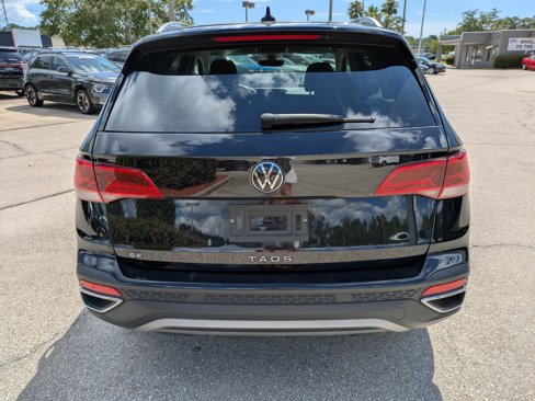 Used 2024 Volkswagen Taos SE image 5