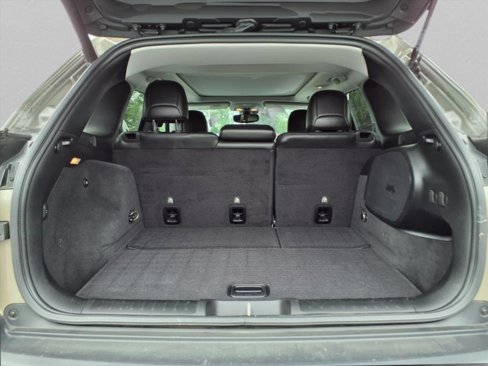 Used 2021 Jeep Cherokee Limited image 7