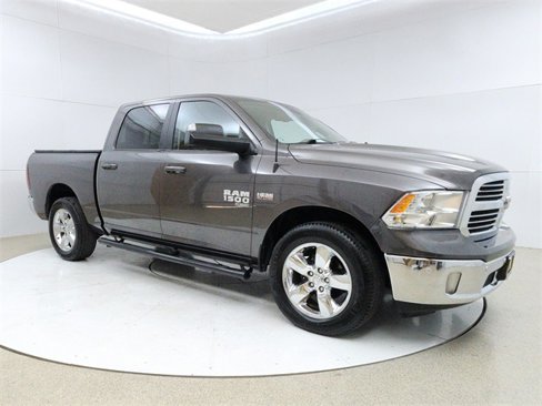 Used 2019 RAM 1500 Big Horn image 1