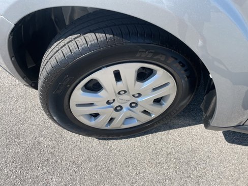 Used 2019 Dodge Journey SE w/ Connectivity Group image 13