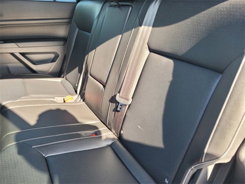 Used 2020 Volkswagen Atlas Cross Sport SE w/ Panoramic Sunroof Package image 15