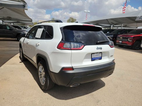 Used 2022 Jeep Cherokee Latitude Lux image 4