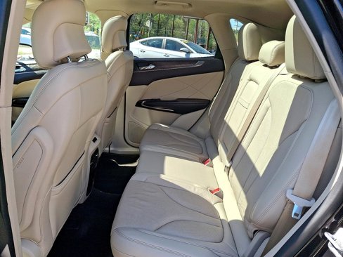 Used 2019 Lincoln MKC Reserve w/ MKC Climate Package image 13