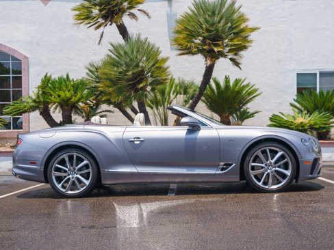 Used 2022 Bentley Continental GT image 5