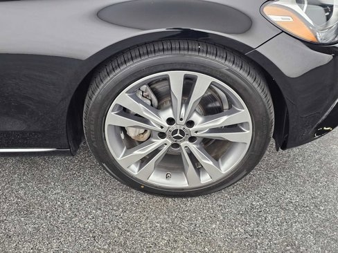 Used 2018 Mercedes-Benz C 300 Sedan w/ Premium Package image 9