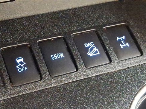 Used 2017 Toyota Highlander Limited image 27