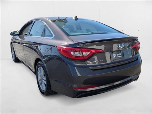 Used 2016 Hyundai Sonata SE image 4