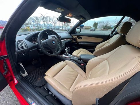 Used 2011 BMW 135i Convertible image 24