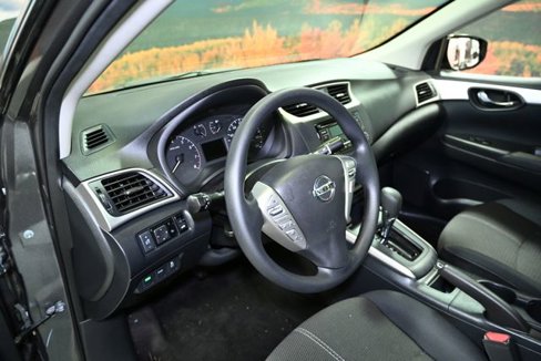 Used 2016 Nissan Sentra S image 20