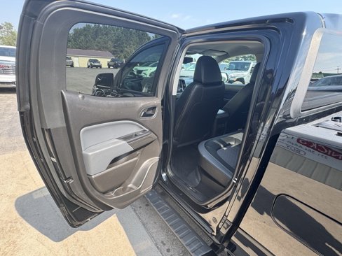 Used 2016 Chevrolet Colorado Z71 image 24