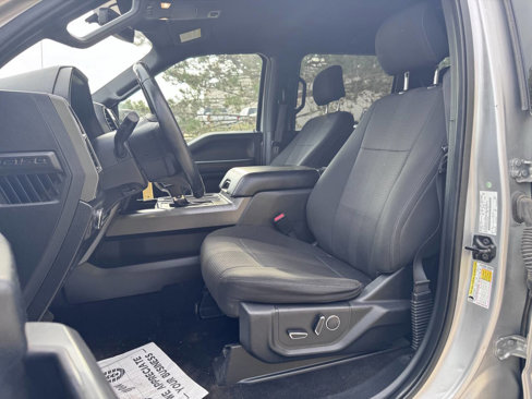 Used 2017 Ford F150 XLT w/ Equipment Group 302A Luxury image 10